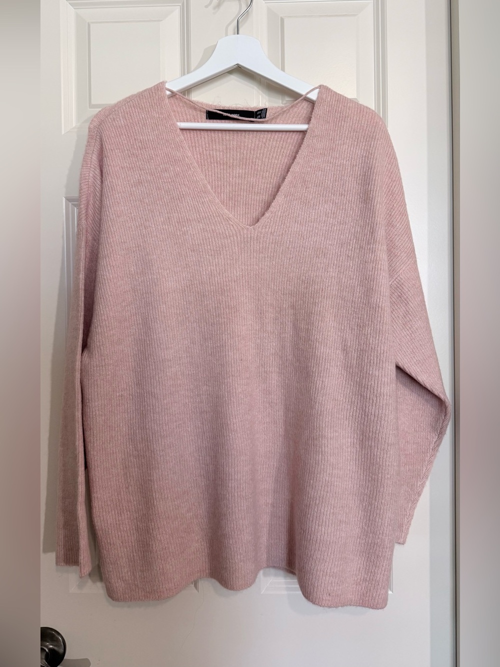Vero Moda Dusty Pink V-Neck Ribbed Knit Sweater